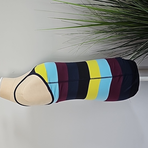 Lululemon Power Y Tank - Picture 2 of 4